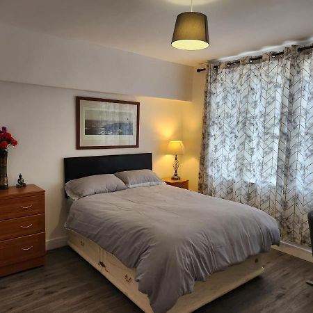 White House Ensuite Double Bedroom Warrington Kültér fotó