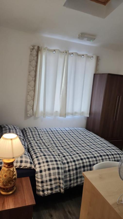 White House Ensuite Double Bedroom Warrington Kültér fotó